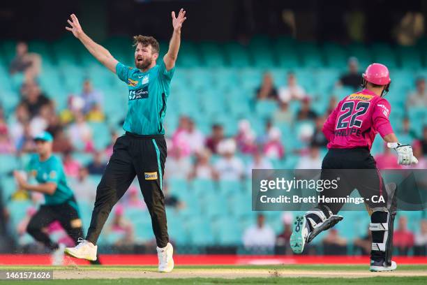 Michael Neser of the Heat appeals during the Men's Big Bash League match between the Sydney Sixers and the Brisbane Heat at Sydney Cricket Ground, on...