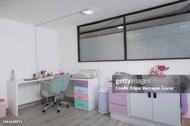 office in a pediatric clinic - medical examination room no people stock pictures, royalty-free photos & images