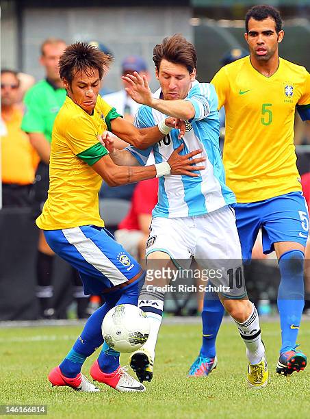 1,755 International Friendly Brazil V Argentina Photos and Premium High Res  Pictures - Getty Images