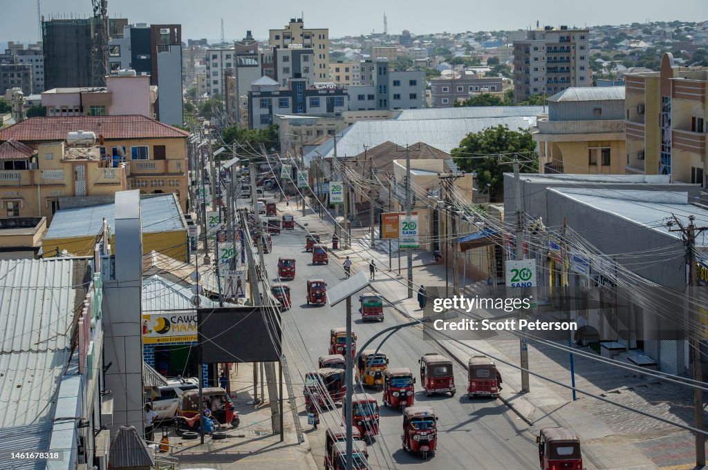 Mogadishu Street Life Goes On, Despite Risk Of Al Shabaab Attack