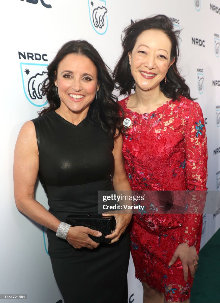 Julia Louis-Dreyfus and Rhea Suh News Photo - Getty Images