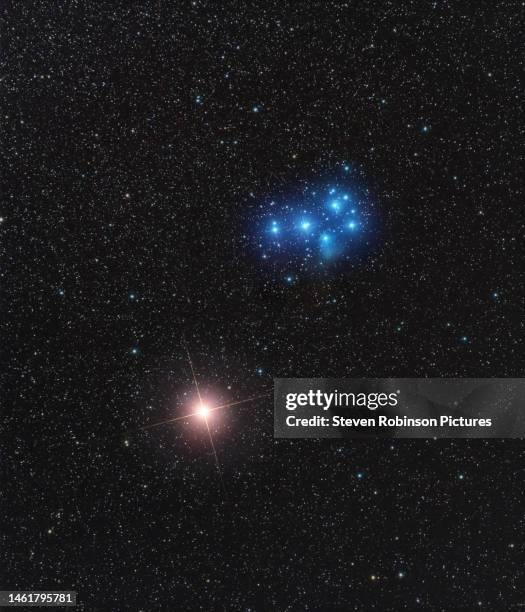 mars and pleiades - pleiades stock pictures, royalty-free photos & images