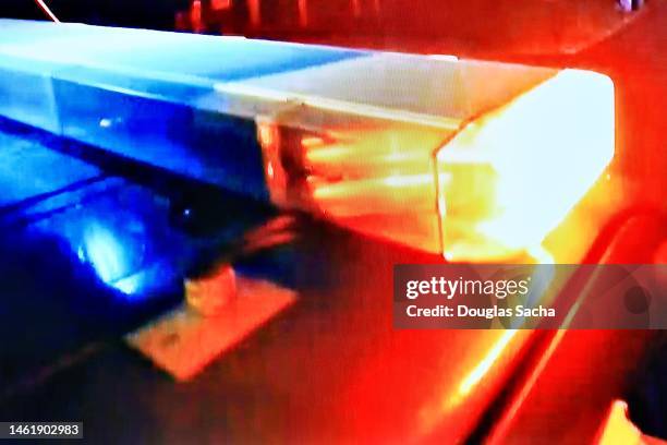 police car lights close-up - scene of the accident - luz-de-vehículo-de-policía fotografías e imágenes de stock
