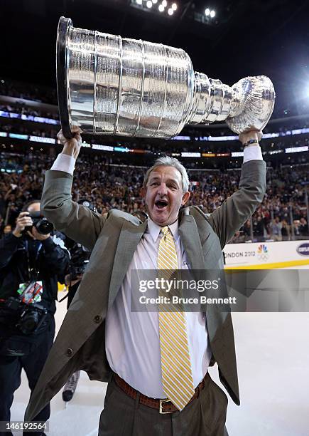 1,053 Darryl Sutter Photos and Premium High Res Pictures - Getty Images 1,053 Darryl Sutter Photos and Premium High Res Pictures - Getty Images