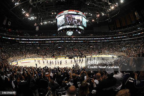 LA Kings rock NJ Devils 6-1 in Game 6 at Staples Center to win franchise's  first Stanley Cup – New York Daily News