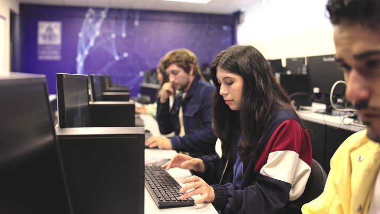 Girls Computer Lab 924 Girls In A Computer Lab Stock Videos, Footage, & 4K Video Clips ...