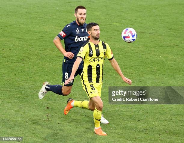Steven Ugarkovic of the Phoenix controls the ball during the round 15 A-League Men's match between Melbourne Victory and Wellington Phoenix at AAMI...