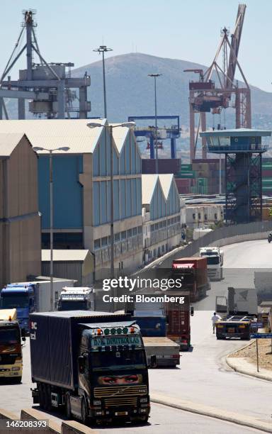 Athens Container Terminal Container Shipping Operations At Med Europe Terminal Photos and Premium ...