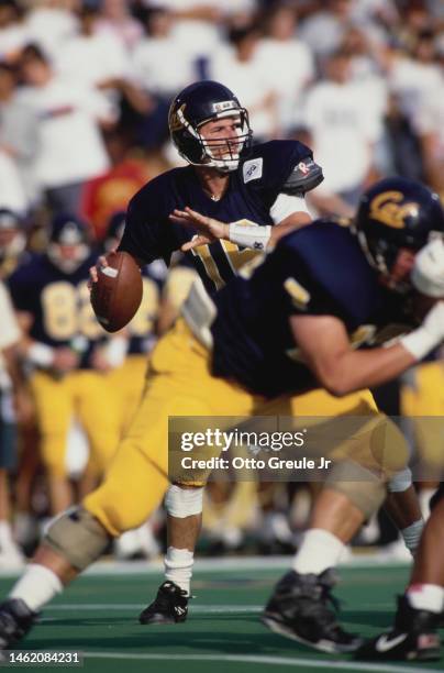 Dave Barr, Quarterback for the University of California, Berkeley Golden Bears prepares to throw a pass downfield during the NCAA Pac-10 college...