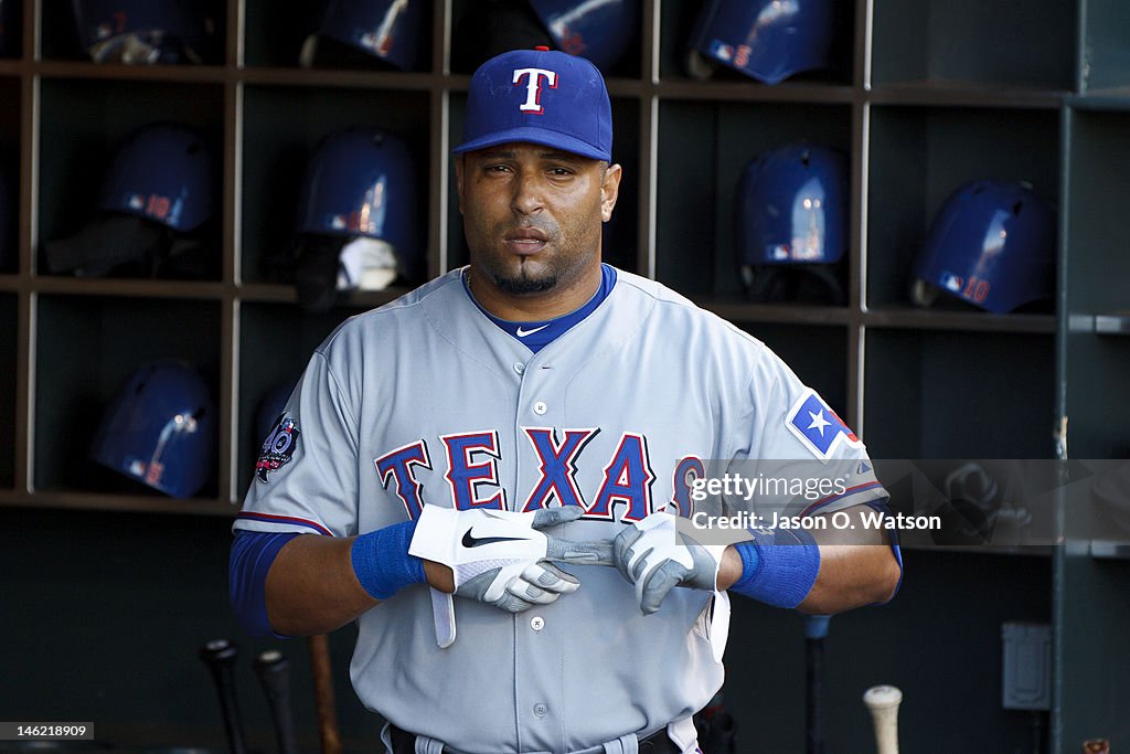 Texas Rangers v San Francisco Giants