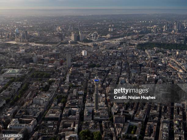aerial view of london skyline at sunrise looking south over the city - city of westminster london stock-fotos und bilder