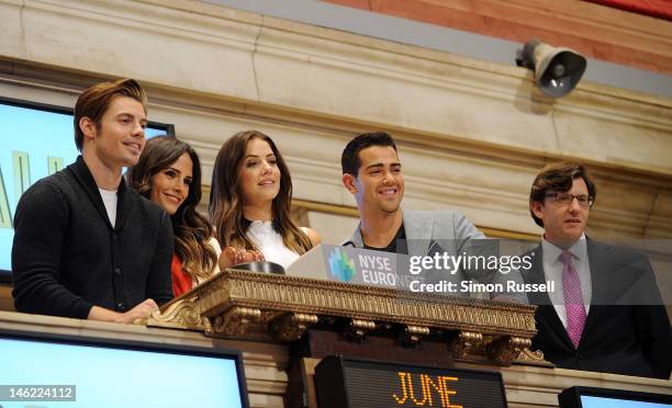 Josh Henderson, Jordana Brewster, Julie Gonzalo and Jesse Metcalfe, the cast of the new series "Dallas", join VP of NYSE Euronext Gregg Krowitz to...