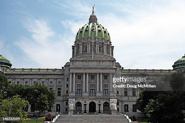 pennsylvania capitol - pennsylvania capitol stock pictures, royalty-free photos & images