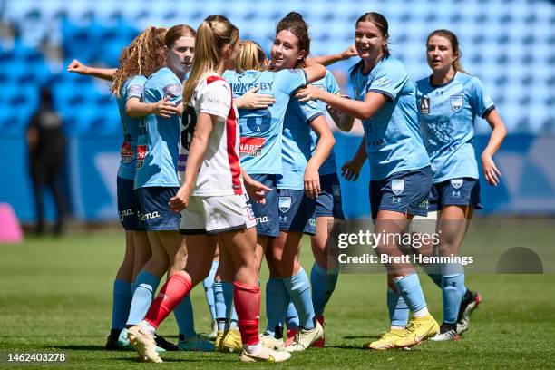 Sarah Hunter of Sydney FC celebrates scoring a goal with team mates during the round 13 A-League Women's match between Sydney FC and Melbourne City...
