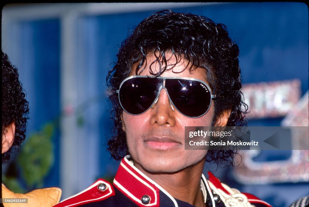 The Jacksons Announce The 'Victory Tour'