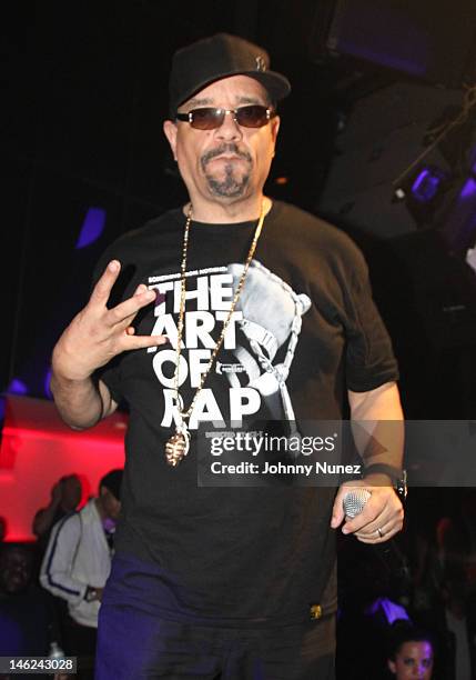 Ice Something Rapper Man 112 Something From Nothing The Art Of Rap After Party Stock Photos ...