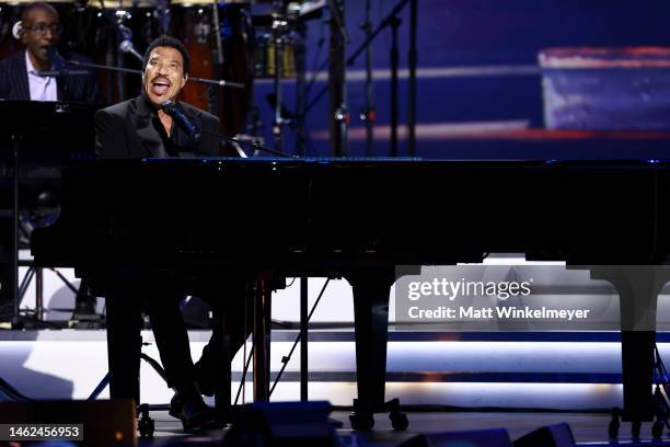 Lionel Richie performs onstage during MusiCares Persons of the Year Honoring Berry Gordy and Smokey Robinson at Los Angeles Convention Center on...