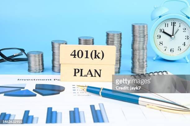401k plan - 401k stock pictures, royalty-free photos & images