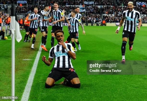 Joe Willock of Newcastle United celebrates goal that was later overturned by VAR during the Premier League match between Newcastle United and West...