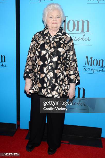 June Squibb Photos Photos and Premium High Res Pictures - Getty Images