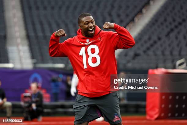 Middle linebacker Roquan Smith of the Baltimore Ravenss reacts during a practice session prior to an NFL Pro Bowl football game at Allegiant Stadium...