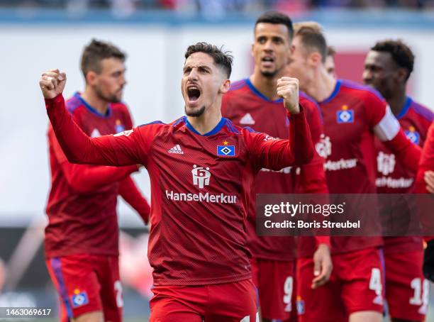 Ludovit Reis of Hamburger SV celebrates with teammates after scoring his team's first goal during the Second Bundesliga match between F.C. Hansa...