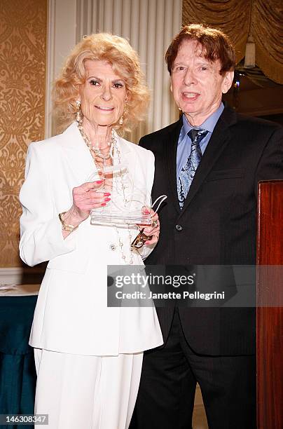 Sandra Atlas Bass Photos and Premium High Res Pictures - Getty Images