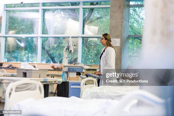 Computer Emergency Room 53 American College Of Emergency Physicians Stock Photos, High-Res ...