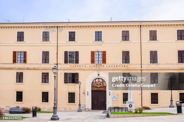 'la marmora' barrack in sassari, headquarters of the sassari brigade command and historical museum - sardinia - barracks 個照片及圖片檔