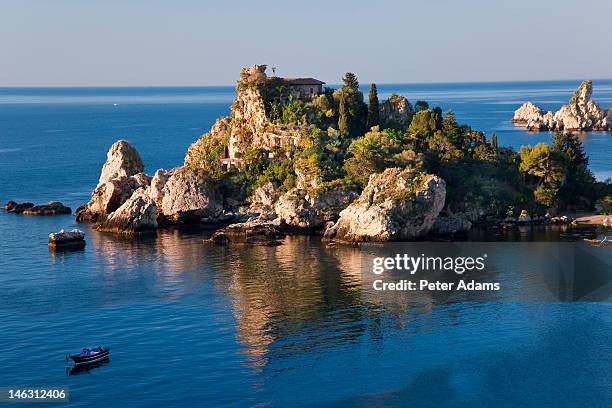 isola bella island, taormina, sicily, italy - isola bella stock pictures, royalty-free photos & images