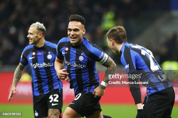 Lautaro Martinez of FC Internazionale celebrates with teammates after scoring the team's first goal during the Serie A match between FC...