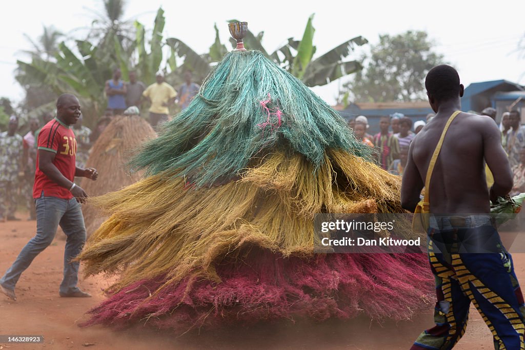 Benin's Mysterious Voodoo Religion Is Celebrated In Its Annual Festival