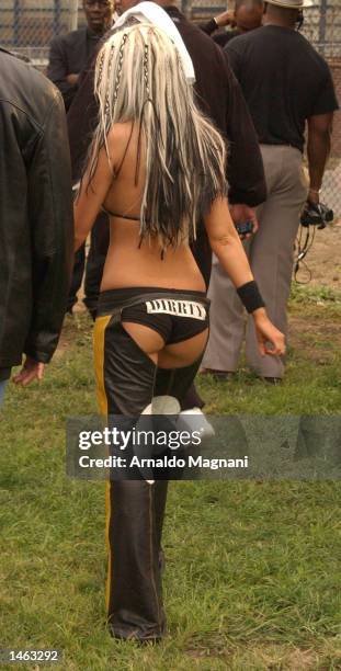 Singer Christina Aguilera prepares to perform at an MTV production October 7, 2002 underneath the Brooklyn Bridge in New York City.