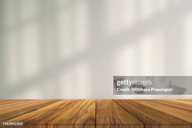 wood table top - table - fotografias e filmes do acervo