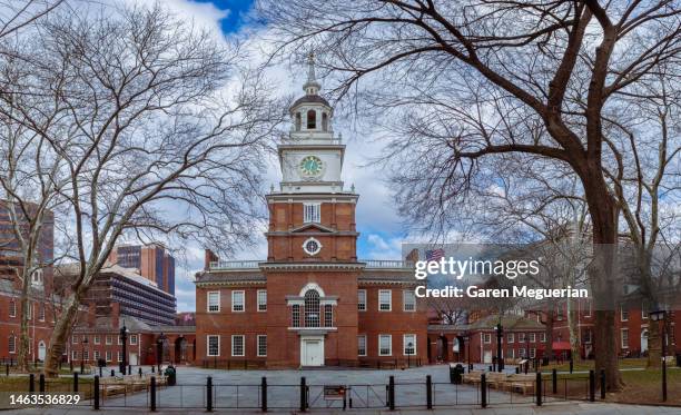 independence hall, philadelphia, pennsylvania - independence hall - fotografias e filmes do acervo