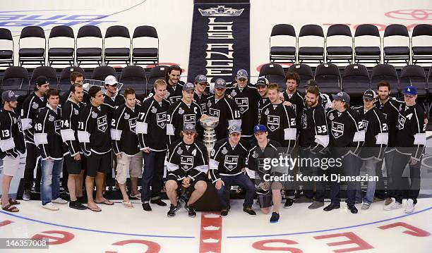 Los Angeles Kings pose for a teamphoto inside the Staples Center during the Stanley Cup rally on June 14, 2012 in Los Angeles, California. The Kings...