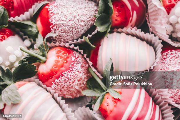 close up photo of assorted dipped strawberries. - chocolate dipped stock pictures, royalty-free photos & images