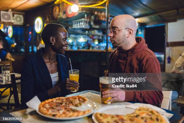 2,788 Friends Pizza Restaurant Stock Photos, High-Res Pictures, and Images  - Getty Images
