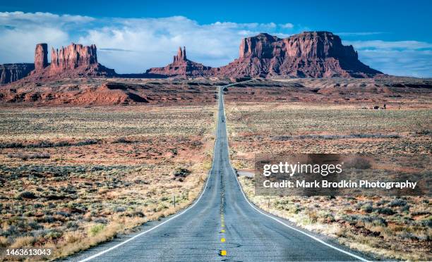 journey in the desert - arizona stock pictures, royalty-free photos & images