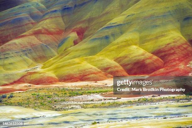 painted hills - oregon v arizona stock pictures, royalty-free photos & images