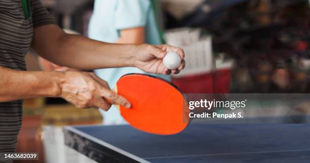 woman play table tennis - table tennis stock pictures, royalty-free photos & images