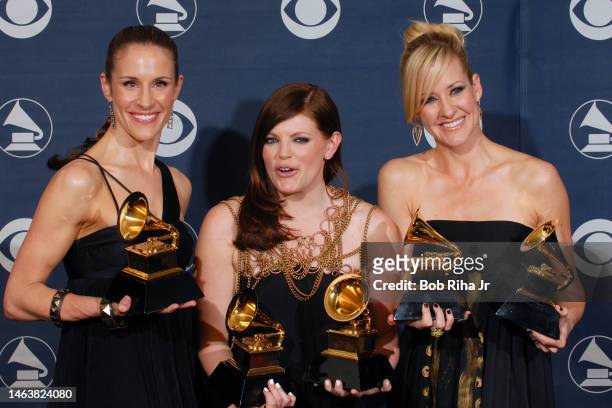 Winners Dixie Chicks members : Emily Strayer, Natalie Maines and Martie Maguire at the 49th annual Grammy Awards, September 11, 2007 at Staples...