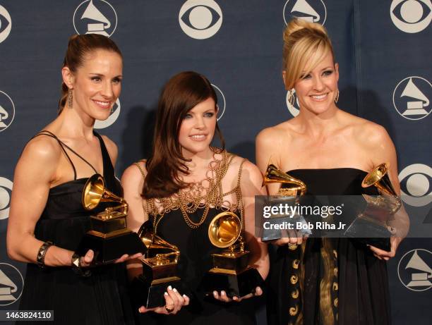 Winners Dixie Chicks members : Emily Strayer, Natalie Maines and Martie Maguire at the 49th annual Grammy Awards, September 11, 2007 at Staples...