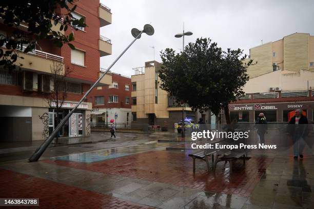 Fall of a lamppost due to the storm, on February 7 in Badalona, Barcelona, Catalonia, Spain. The State Meteorological Agency has activated the orange...