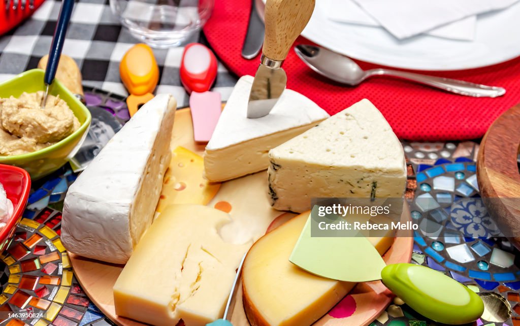 Seen from above. Some cheeses served at the table as an aperitif.