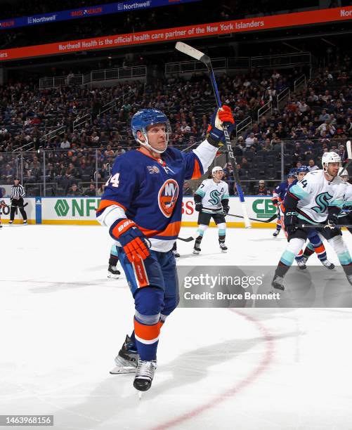 Bo Horvat of the New York Islanders scores his first goal with the team against the Seattle Kraken at 5:08 of the second period at UBS Arena on...