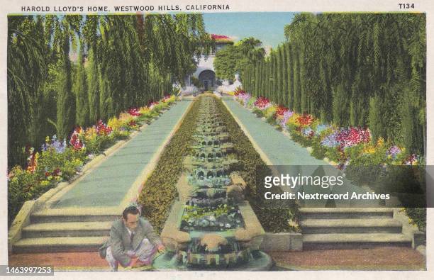 Vintage souvenir postcard published circa 1936 from the Homes of the Stars series, depicting mansions and grand estates of Hollywood celebrities in...