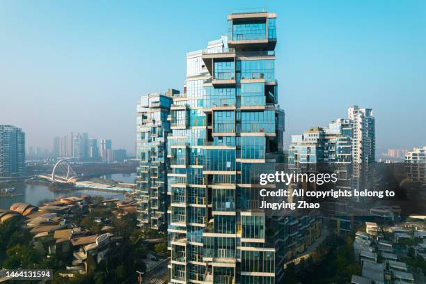 aerial photo of the unique high-grade residence in chengdu, sichuan - skyscraper stockfoto's en -beelden