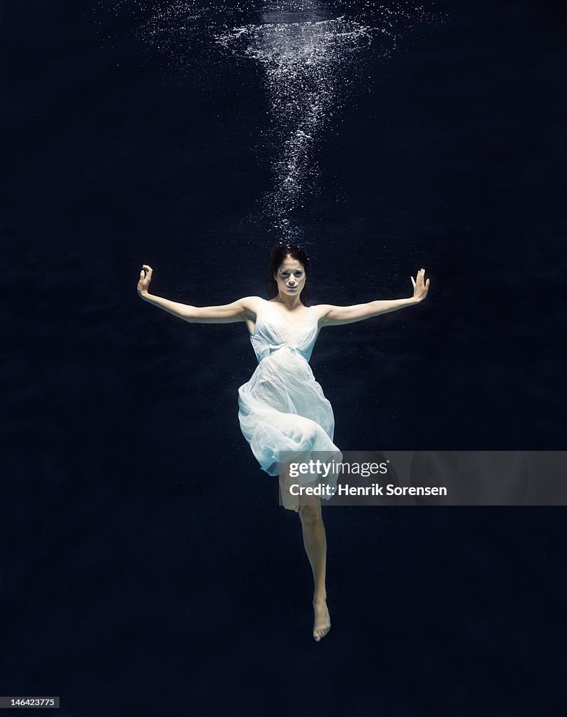 Ballet dancer underwater