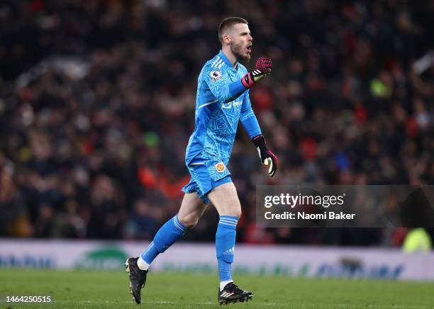 David De Gea of Manchester United celebrates after Marcus Rashford of Manchester United scores their side's first goal during the Premier League...